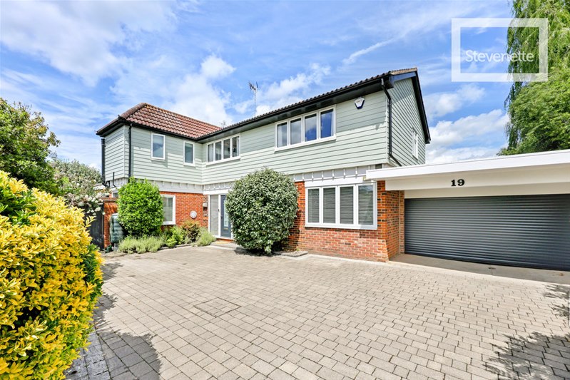 Highfield Place, Epping
